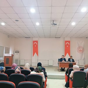 İl Müdürümüz Vefa Akdoğan başkanlığında, İl Müdür Yardımcımız Kubilay ATAŞ ve Müdürlüğümüze bağlı Bitlis Çocuk Evleri Sitesi Müdürlüğü personelleriyle,  2023 yılına ait durum değerlendirme ve istişare,2024 yılı planlama toplantısı yapıldı. - fotoğraf 1