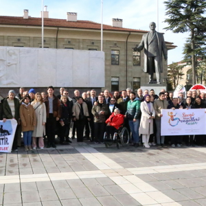 Engellilik Toplumun Tüm Kesimlerini Yakından İlgilendiren Toplumsal Bir Konudur - fotoğraf 4