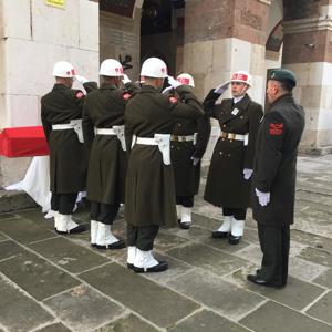Kıbrıs Gazimiz Veli Adnan KARAKAŞ'ı son yolculuğuna uğurladık. - fotoğraf 1