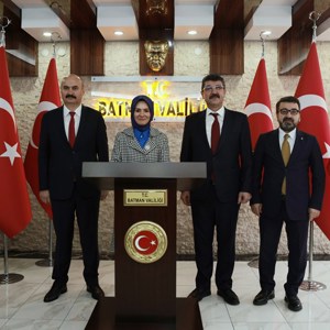 Bakanımız Mahinur Özdemir Göktaş Batman’da Biz Büyük Bir Aileyiz Buluşması"na Katıldı - fotoğraf 2