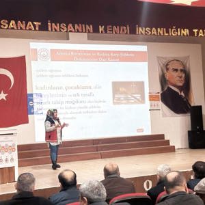 Müdürlüğümüze bağlı  Bitlis Sosyal Hizmet Merkezi personelleri  ve Bitlis İl Jandarma işbirliği ile Güroymak Merkez ve Köy Muhtarlarına  "Kadına Yönelik Şiddetle Mücadele ve Farkındalık" semineri düzenlendi - fotoğraf 2