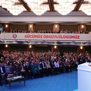 Aile ve Sosyal Hizmetler Bakanımız Göktaş, Memur-Sen Kadınlar Komisyonu 2. Türkiye Buluşması'nda Konuştu - fotoğraf 3
