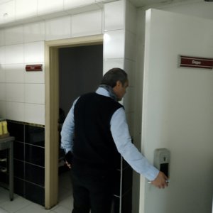 İl Müdürümüz Abdulbari AKSOY ve İl Müdür Yardımcımız Orhan VARAN, Bingöl Çocuk Evleri Sitesi Müdürlüğümüzün ısınma, elektrik panolarını ve yiyecek depolarının denetlemesini yaptılar. - fotoğraf 2