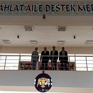 İl Müdürümüz Vefa Akdoğan ve İl Müdür Yardımcımız Kubilay Ataş, Ahlat İlçemizdeki Aile Destek Merkezini ziyaret edip, yapılan çalışmaları yerinde inceledi. - fotoğraf 6