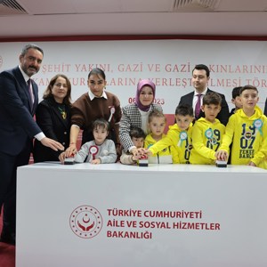 Kamuda istihdam edilen şehit yakını, gazi ve gazi yakını sayısı 49 bin 310'a ulaştı - fotoğraf 1