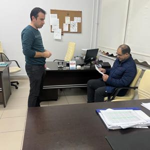 İl Müdürümüz Sayın Sahit AYDIN 7/24 esaslı özverili bir şekilde hizmet veren bağlı kuruluşlarımızı ziyaret ederek çalışmalar hakkında bilgi aldı. Geleceğimizin teminatı sevgili gençlerimizle keyifli sohbetler etti ve sportif etkinliklerde bulundu. - fotoğraf 4
