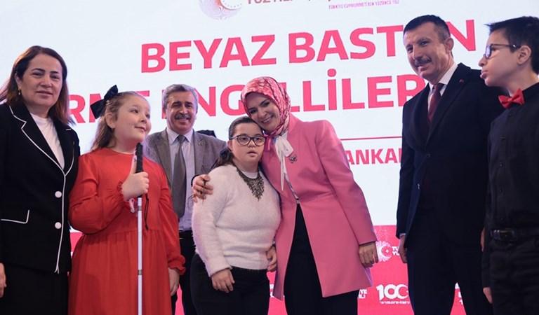 Minister of Family and Social Services Göktaş Participated in the "White Cane Week of Persons with Visual Impairments" Program