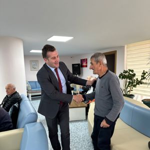 İl Müdürümüz Arif LAÇİN Kuruluşlarımızdan Hizmet Alan Kıymetli Yaşlılarımızın Kandilini Kutladı - fotoğraf 3
