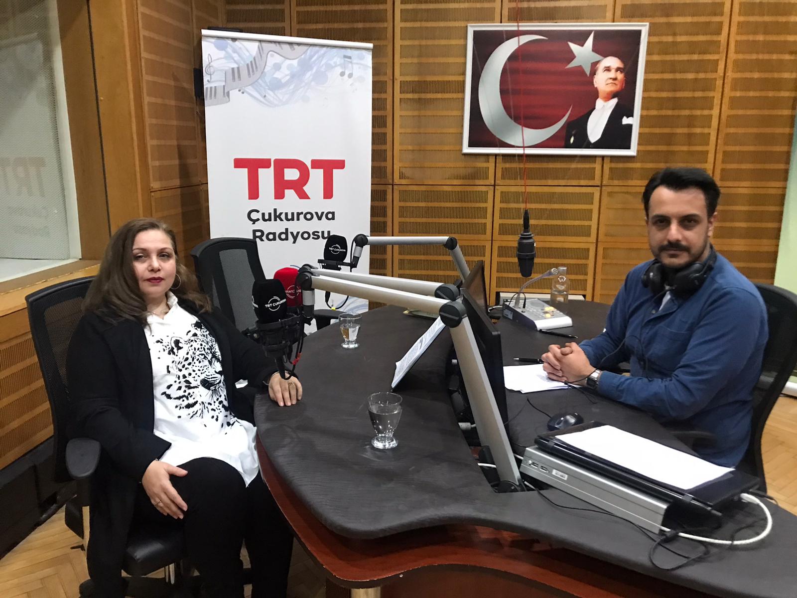 #TRTÇukurovaRadyosu'na Aile Eğitim Programı eğitimcimiz Emel BOZKURT konuk oldu ve ''Aile Danışmanlığı Hizmet Modeli'' mizi anlattı.     #AileDanışmanlığı ücretsizdir ve Sosyal Hizmet Merkezlerimize başvurmanız yeterlidir.