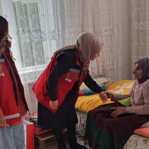 Bakanımız Mahinur Özdemir Göktaş: “Toplam 2,8 milyar TL Evde Bakım Yardımı’nı hesaplara yatırmaya başladık” - fotoğraf 1