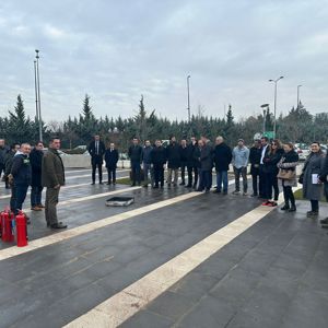 Yangın Söndürme Eğitimi ve Tatbikatı - fotoğraf 1