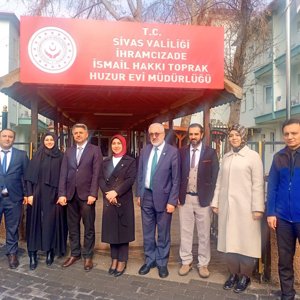 AK Parti Milletvekili Sn. Rukiye Toy, Huzurevimizi Ziyaret Etti - fotoğraf 1