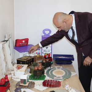 İl Müdürümüz Abdulbari AKSOY, SS Bingöl AG Kadın Girişimi Üretim ve İşletme Kooperatifi ile SS Genç Üreten Eller Kadın Girişimi ve İşletme Kooperatifinin ziyaret ederek yapılan çalışmaları yerinde inceledi. - fotoğraf 17