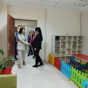 İl Müdürümüz Sayın Çiğdem AÇIKYILDIZ KAZEL, Şiddet Önleme ve İzleme Merkezinde görev yapan personellerimiz ile görüşerek yürütülen çalışmalar hakkında bilgi aldılar. - fotoğraf 4