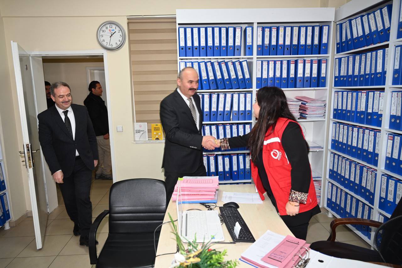 Valimiz Ekrem Canalp, İl Müdürlüğümüzü ziyaret etti.