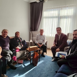Şehit Ailelerimiz Evlerinde Ziyaret Edildi - fotoğraf 2