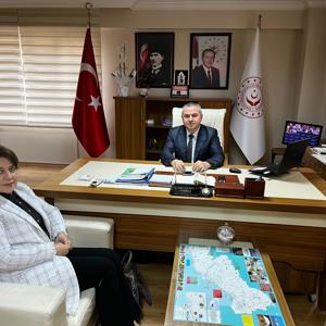 Geçmiş Dönem Ak Parti Mezitli İlçe Başkanı Güllü CAN, İl Müdürümüz Naci YILMAZ'ı ziyaret etti. - fotoğraf 1