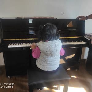 Çocuklarımızın müzik ve müzik aletleri hakkında farkındalığını artırmak amacıyla #Mezitli ilçemizde bulunan Taş Mektep Müzik Köyü'ne ziyaret düzenledik.🎶 - fotoğraf 1