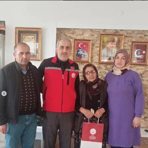 Şehitlerimizin Kıymetli Ailelerini Ziyaret Ettik - fotoğraf 3