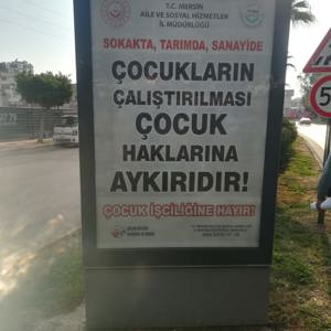 İl Müdürlüğümüzün koordinesinde şehrin işlek noktalarına #ÇocuklarGüvendeProgramı kapsamında farkındalık ve bilinçlendirme çalışmaları hız kesmeden devam etmektedir. - fotoğraf 2
