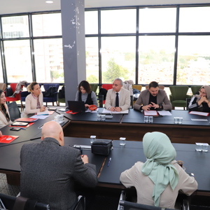 AİLE DESTEK HİZMETLERİ DAİRE BAŞKANIMIZLA ÇALIŞMA GRUBU TOPLANTISI - fotoğraf 1