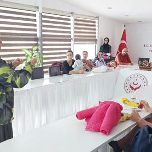 Bakanlığımız Bünyesinde İl Müdürlüğümüz Tarafından Aile Eğitim Programı Düzenleniyor - fotoğraf 3