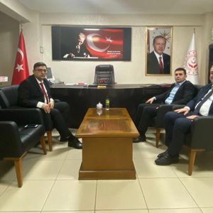 Vali Yardımcılarımız Mustafa Caner Culukar ve Murtaza Ersöz, İl Müdürümüz  @ZekiEryarsoy’u Ziyaret Etti - fotoğraf 1