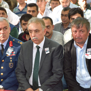 Şehit Top. Tğm. Fikret DİNÇER Törenle Defnedildi - fotoğraf 3