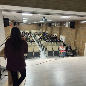 #MerzifonSHM,#AEP eğitimleri kapsamında öğrencilere "Akran Zorbalığı" ve "Teknoloji Bağımlılığı" konulu eğitimler verildi. - fotoğraf 1