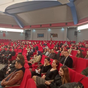 "Türkiye Yüzyılı Aile Söyleşileri" Kapsamında Manisa'da İlk Söyleşimizi Gerçekleştirdik - fotoğraf 2