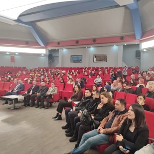 "Türkiye Yüzyılı Aile Söyleşileri" Kapsamında Manisa'da İlk Söyleşimizi Gerçekleştirdik - fotoğraf 13
