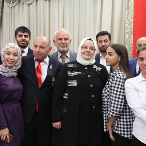 Bakan Selçuk: “Milletler Kahramanlarıyla Yaşar” - fotoğraf 4