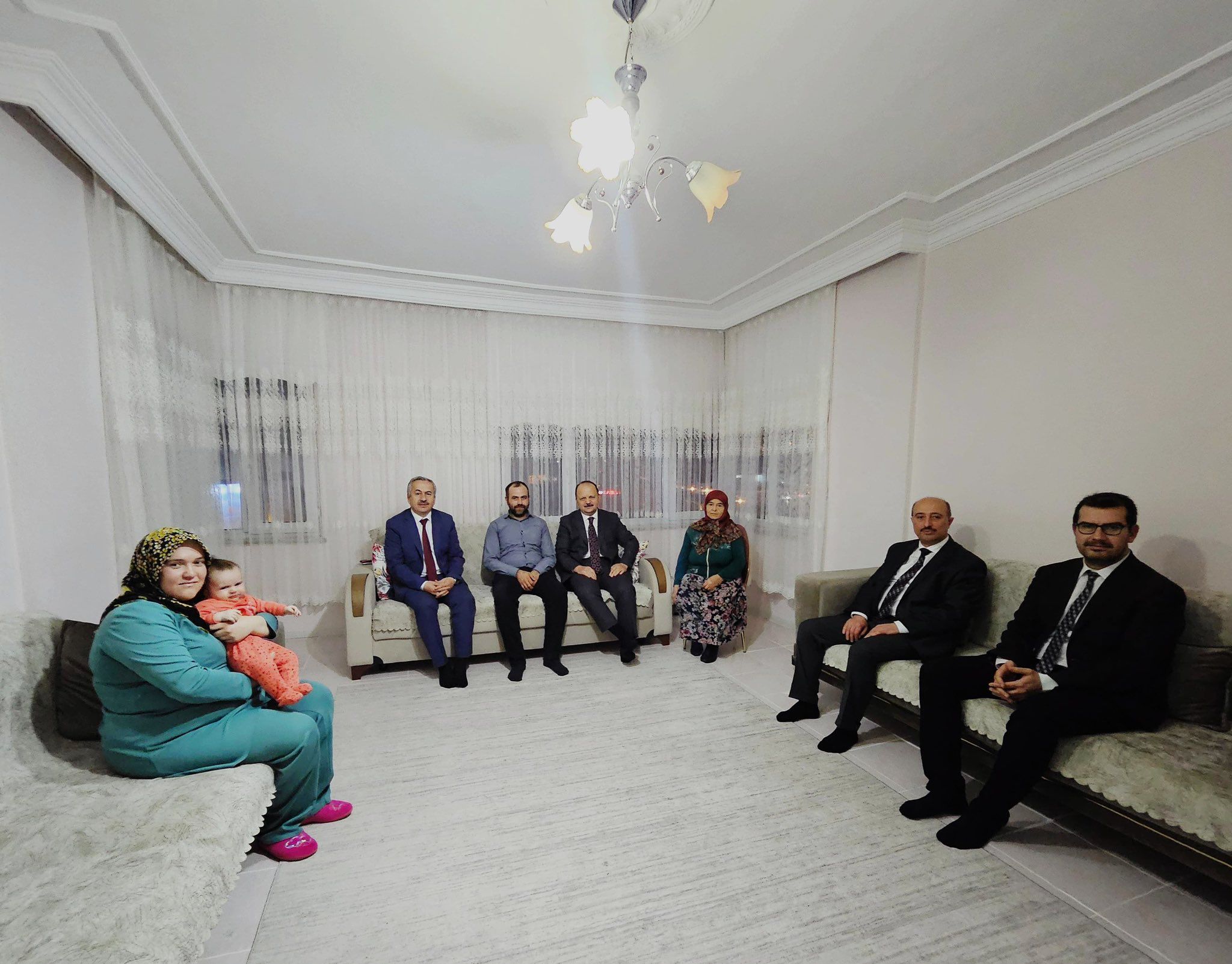 Valimiz Meftun Dallı ve İl Müdürümüz Gözlemeci Ailesine Misafir Oldu