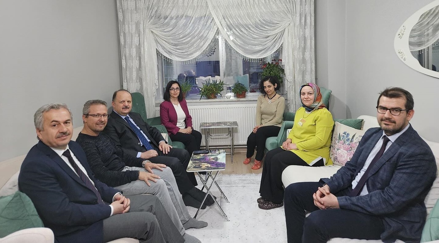 Valimiz Meftun Dallı'dan Koruyucu Aile Ziyareti