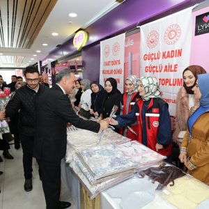 8 Mart Dünya Kadınlar Günü Münasebetiyle Kadın ve Emek Sergisi Düzenlendi. - fotoğraf 3