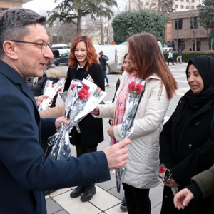 Güçlü ve müreffeh toplumlar inşa etmek, sosyal adaleti tesis etmek istiyorsak, kadının statüsünü güçlendirmek zorundayız - fotoğraf 10