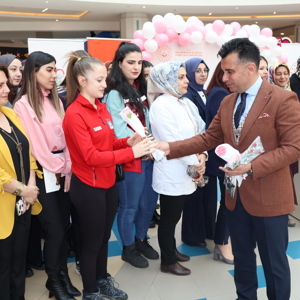 8 Mart Dünya Kadınlar Günü Programı  Coşkuyla Gerçekleşti - fotoğraf 4