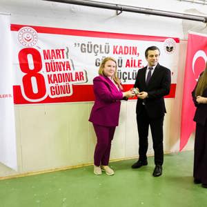 8 Mart Dünya Kadınlar Günü Münasebetiyle Valiliğimiz bünyesinde görev yapan kadın yöneticilerimiz arasında “Kadınlar Bocce Turnuvası” düzenlendi. - fotoğraf 6