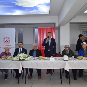 18-24 Mart "Yaşlılara Saygı Haftası" kapsamında Müdürlüğümüz ev sahipliğinde Safiye Gönül Bayar Huzurevimizde Valimiz Sayın Hüseyin AKSOY’un teşrifleriyle iftar yemeği düzenlendi. - fotoğraf 11