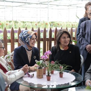 Aile ve Sosyal Hizmetler Bakanımız Göktaş, Adana’da huzurevi sakinleri ve kadınlarla buluştu - fotoğraf 1