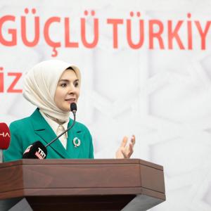 Bakanımız Mahinur Özdemir Göktaş İzmir'de Huzurevini Ziyaret Etti  - fotoğraf 1