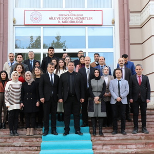 Aile ve Sosyal Hizmetler Bakanlığımızca İller arası 2023 yılı performans değerlendirme sonucuna göre Erzincan Aile ve Sosyal Hizmetler İl Müdürlüğü Türkiye 3’üncüsü oldu. - fotoğraf 1