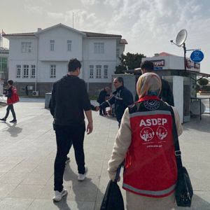 Çocuk İşçiliği İle İlgili Bilgilendirme Broşürü Dağıtıldı - fotoğraf 1