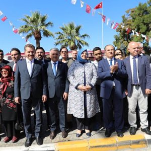 Bakan Selçuk: "Türkiye, Yaptığı Yeni Atılım Hamleleriyle Her Adımda Tarih Yazıyor" - fotoğraf 9