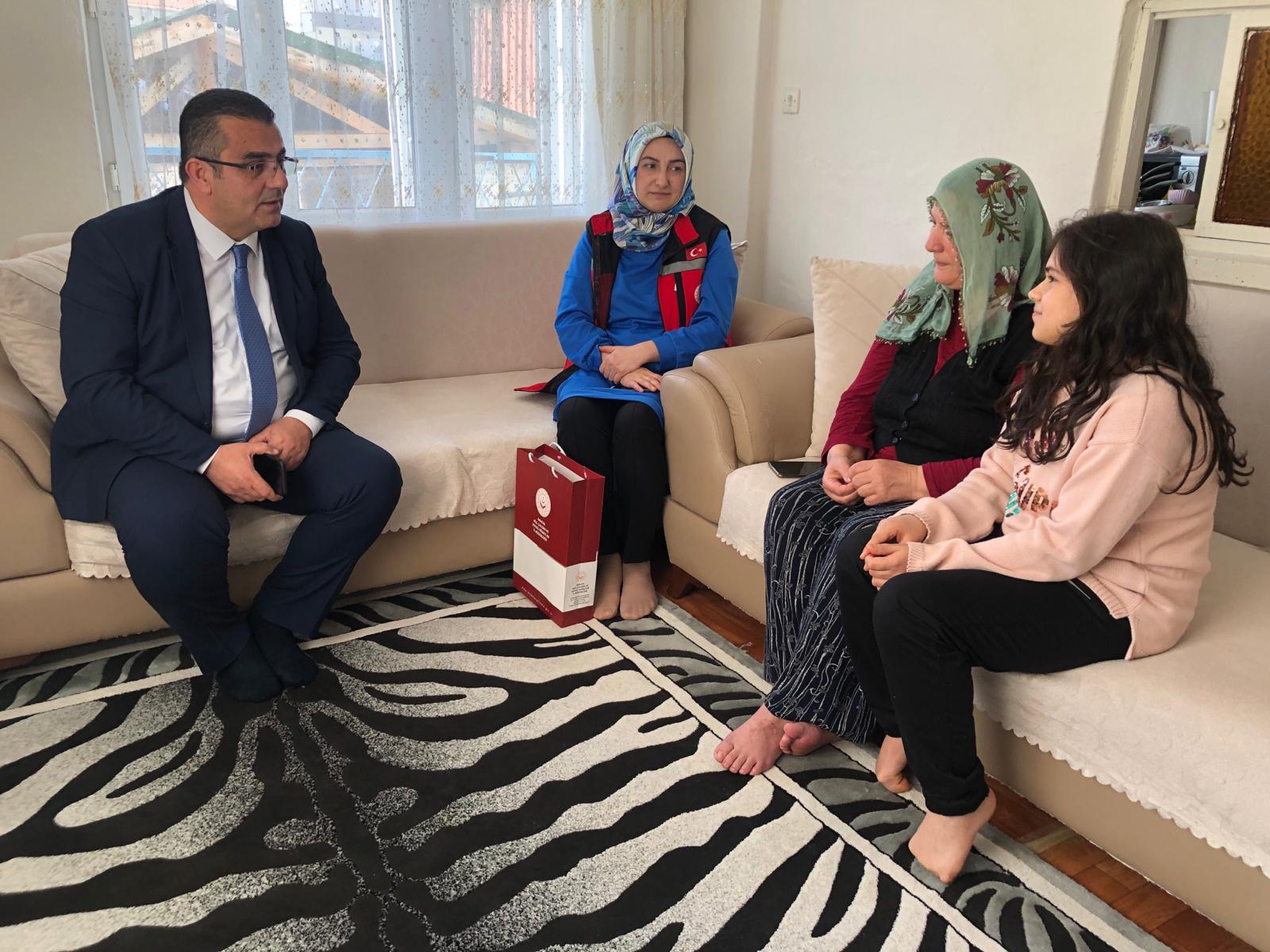 Sosyal Ekonomik Destek #SED hizmetinden yararlanan ailemizi ziyaret ettik.