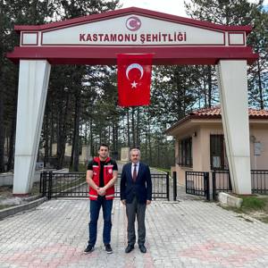 Ramazan Bayramında Aziz Şehitlerimiz Kabirleri Başında Ziyaret Edildi - fotoğraf 9