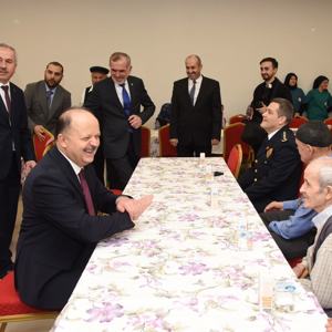Valimiz Meftun Dallı'dan Huzurevimize Bayram Ziyareti - fotoğraf 3