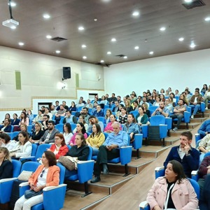 Kırklareli Üniversitesi Personeline  "Kadına Yönelik Şiddetle Mücadele"  ve "Erken Yaşta Evliliklerle Mücadele" Eğitimi Verildi. - fotoğraf 2