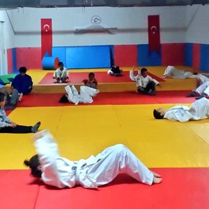 Çocuklarımızın Spor Yapmasını Önemsiyoruz - fotoğraf 1