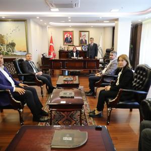 Aile ve Sosyal Hizmetler Bakanımız Göktaş Şırnak'ta devlet korumasında yetişen il müdürünün mutluluğuna ortak oldu - fotoğraf 6